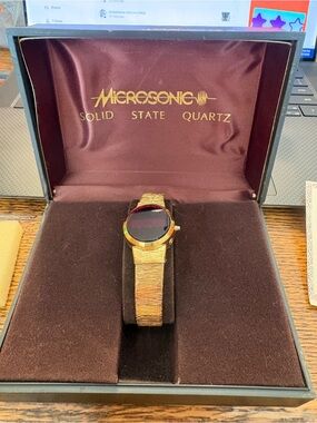 Vintage Microsonic LED State Quartz Watch - Gold Tone